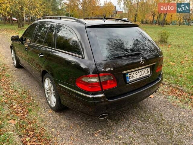Чорний Мерседес Е-Клас, об'ємом двигуна 2.99 л та пробігом 370 тис. км за 8500 $, фото 4 на Automoto.ua