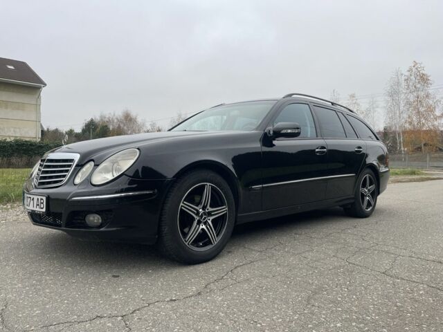 Черный Мерседес Е-Класс, объемом двигателя 3 л и пробегом 358 тыс. км за 5500 $, фото 16 на Automoto.ua