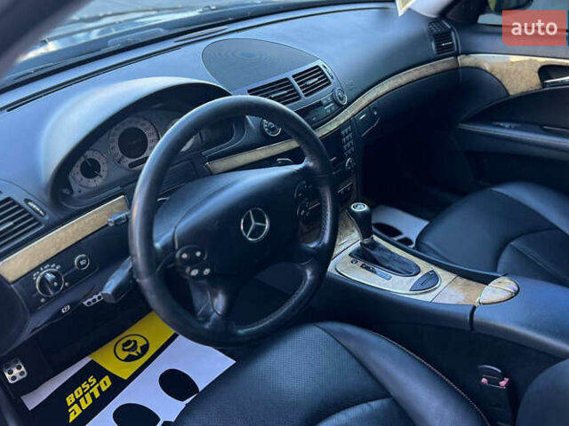 Черный Мерседес Е-Класс, объемом двигателя 3 л и пробегом 230 тыс. км за 8800 $, фото 8 на Automoto.ua