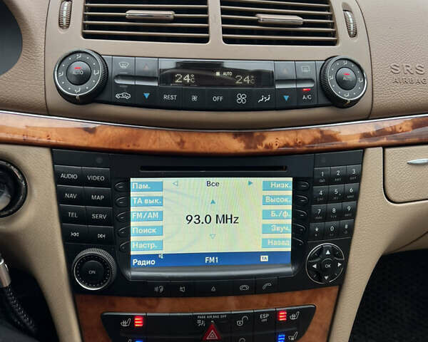 Чорний Мерседес Е-Клас, об'ємом двигуна 3 л та пробігом 420 тис. км за 10000 $, фото 15 на Automoto.ua