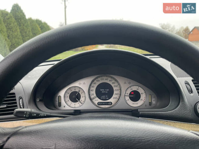 Черный Мерседес Е-Класс, объемом двигателя 2.99 л и пробегом 358 тыс. км за 5400 $, фото 9 на Automoto.ua