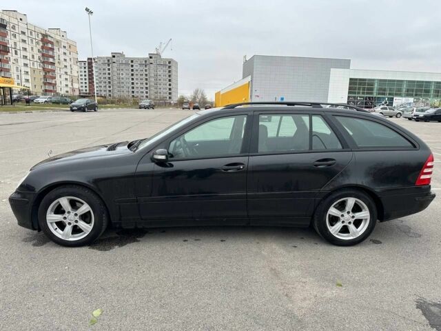 Черный Мерседес Е-Класс, объемом двигателя 2.1 л и пробегом 272 тыс. км за 5500 $, фото 1 на Automoto.ua