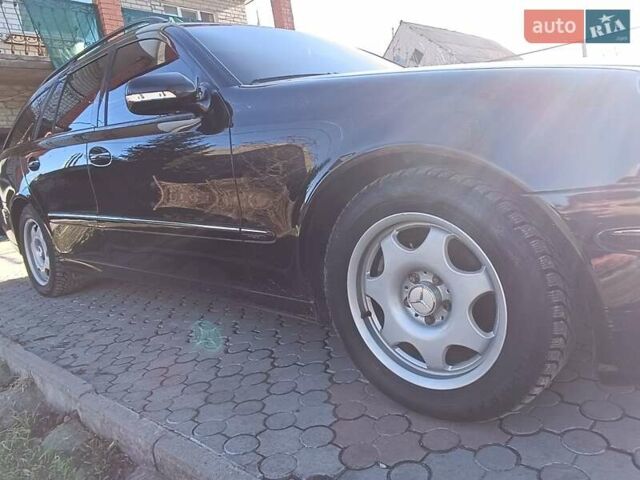 Черный Мерседес Е-Класс, объемом двигателя 2.99 л и пробегом 330 тыс. км за 8000 $, фото 21 на Automoto.ua