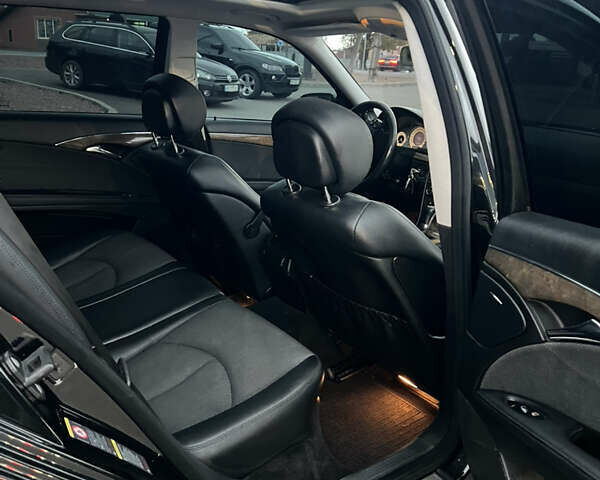 Черный Мерседес Е-Класс, объемом двигателя 1.8 л и пробегом 216 тыс. км за 7500 $, фото 15 на Automoto.ua