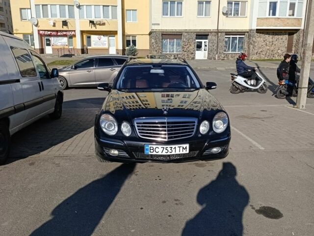 Черный Мерседес Е-Класс, объемом двигателя 2.1 л и пробегом 454 тыс. км за 7300 $, фото 2 на Automoto.ua