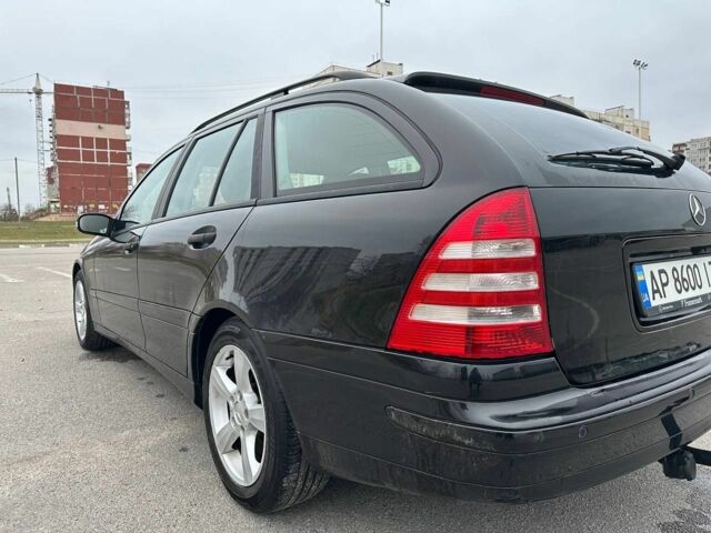 Черный Мерседес Е-Класс, объемом двигателя 2.1 л и пробегом 272 тыс. км за 5500 $, фото 2 на Automoto.ua