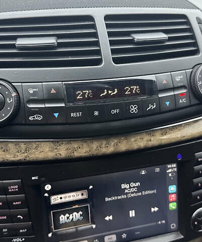 Черный Мерседес Е-Класс, объемом двигателя 3 л и пробегом 350 тыс. км за 11300 $, фото 19 на Automoto.ua