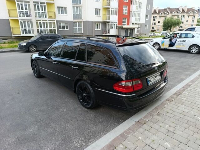 Черный Мерседес Е-Класс, объемом двигателя 2.1 л и пробегом 454 тыс. км за 7300 $, фото 10 на Automoto.ua