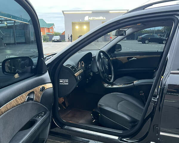 Черный Мерседес Е-Класс, объемом двигателя 1.8 л и пробегом 216 тыс. км за 7500 $, фото 9 на Automoto.ua