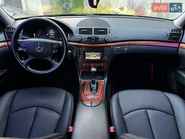 Чорний Мерседес Е-Клас, об'ємом двигуна 2.1 л та пробігом 236 тис. км за 7999 $, фото 21 на Automoto.ua