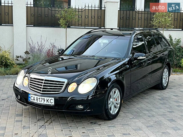 Чорний Мерседес Е-Клас, об'ємом двигуна 2.1 л та пробігом 236 тис. км за 7999 $, фото 2 на Automoto.ua