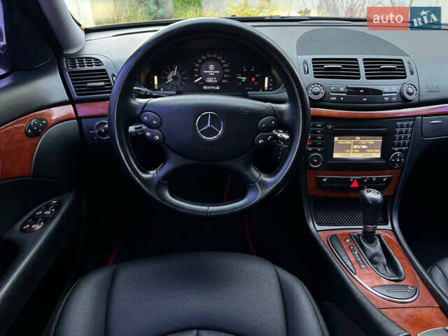 Чорний Мерседес Е-Клас, об'ємом двигуна 2.1 л та пробігом 236 тис. км за 7999 $, фото 19 на Automoto.ua