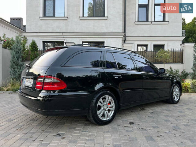 Чорний Мерседес Е-Клас, об'ємом двигуна 2.1 л та пробігом 236 тис. км за 7999 $, фото 10 на Automoto.ua
