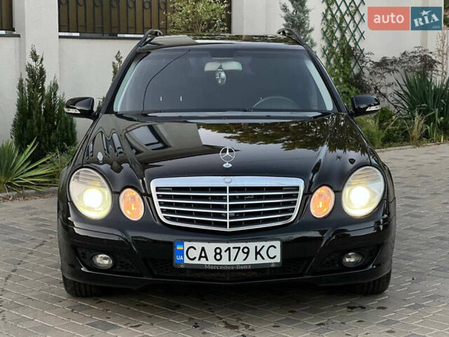 Чорний Мерседес Е-Клас, об'ємом двигуна 2.1 л та пробігом 236 тис. км за 7999 $, фото 4 на Automoto.ua