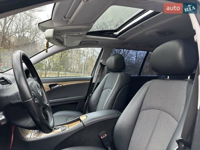 Черный Мерседес Е-Класс, объемом двигателя 2.2 л и пробегом 258 тыс. км за 11500 $, фото 36 на Automoto.ua