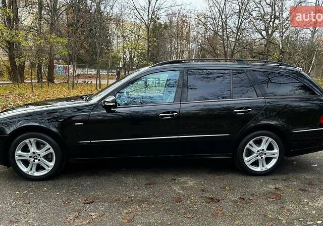 Черный Мерседес Е-Класс, объемом двигателя 2.2 л и пробегом 258 тыс. км за 11500 $, фото 9 на Automoto.ua