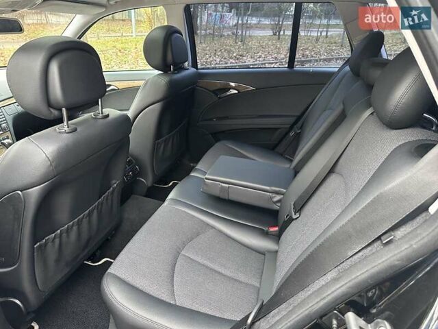 Черный Мерседес Е-Класс, объемом двигателя 2.15 л и пробегом 258 тыс. км за 11999 $, фото 44 на Automoto.ua