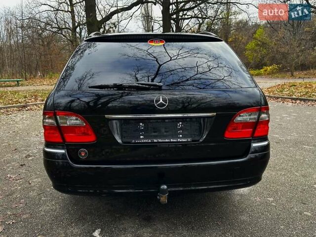 Черный Мерседес Е-Класс, объемом двигателя 2.2 л и пробегом 258 тыс. км за 11500 $, фото 12 на Automoto.ua