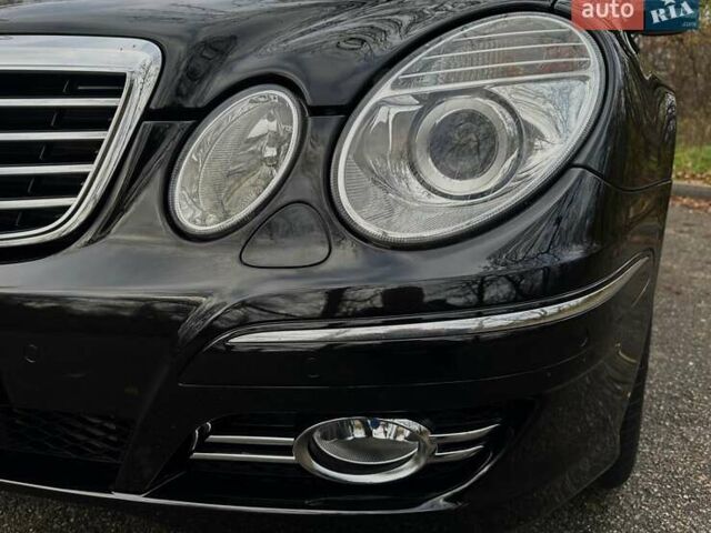 Черный Мерседес Е-Класс, объемом двигателя 2.2 л и пробегом 258 тыс. км за 11500 $, фото 24 на Automoto.ua
