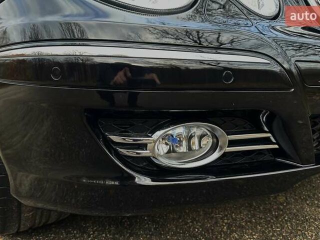 Черный Мерседес Е-Класс, объемом двигателя 2.2 л и пробегом 258 тыс. км за 11500 $, фото 20 на Automoto.ua