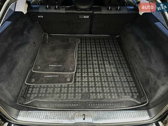 Черный Мерседес Е-Класс, объемом двигателя 2.2 л и пробегом 258 тыс. км за 11500 $, фото 49 на Automoto.ua