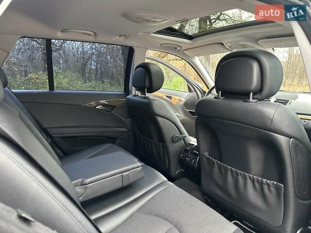 Черный Мерседес Е-Класс, объемом двигателя 2.2 л и пробегом 258 тыс. км за 11500 $, фото 51 на Automoto.ua