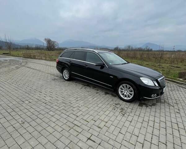 Чорний Мерседес Е-Клас, об'ємом двигуна 2.9 л та пробігом 342 тис. км за 10900 $, фото 4 на Automoto.ua