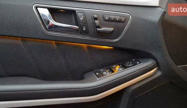 Черный Мерседес Е-Класс, объемом двигателя 3 л и пробегом 294 тыс. км за 15150 $, фото 1 на Automoto.ua