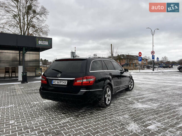 Черный Мерседес Е-Класс, объемом двигателя 2.14 л и пробегом 450 тыс. км за 10300 $, фото 9 на Automoto.ua