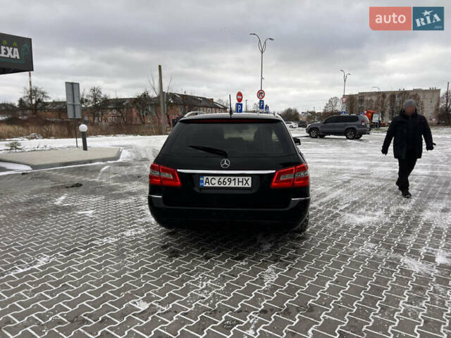 Черный Мерседес Е-Класс, объемом двигателя 2.14 л и пробегом 450 тыс. км за 10300 $, фото 10 на Automoto.ua