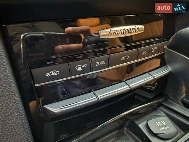 Мерседес Е-Клас 2010 у Коломые на Automoto.ua Чорний Мерседес Е-Клас, об'ємом двигуна 2.14 л та пробігом 374 тис. км за 10999 $, фото 38 на Automoto.ua
