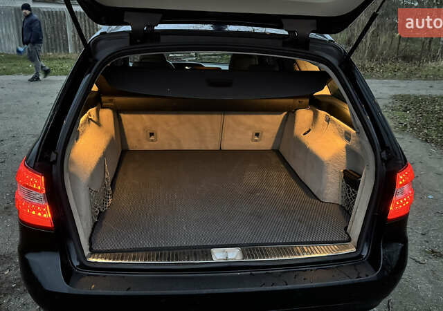 Черный Мерседес Е-Класс, объемом двигателя 2.14 л и пробегом 367 тыс. км за 10300 $, фото 6 на Automoto.ua