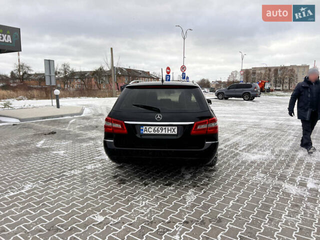 Черный Мерседес Е-Класс, объемом двигателя 2.14 л и пробегом 450 тыс. км за 10300 $, фото 11 на Automoto.ua