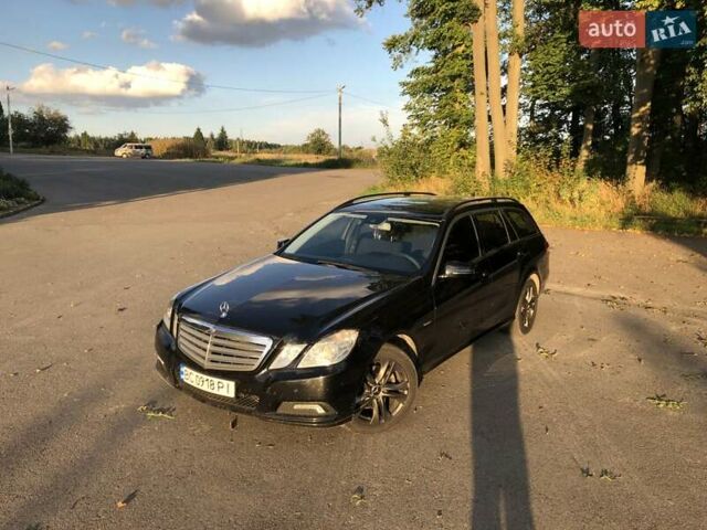 Чорний Мерседес Е-Клас, об'ємом двигуна 2.14 л та пробігом 289 тис. км за 11500 $, фото 18 на Automoto.ua