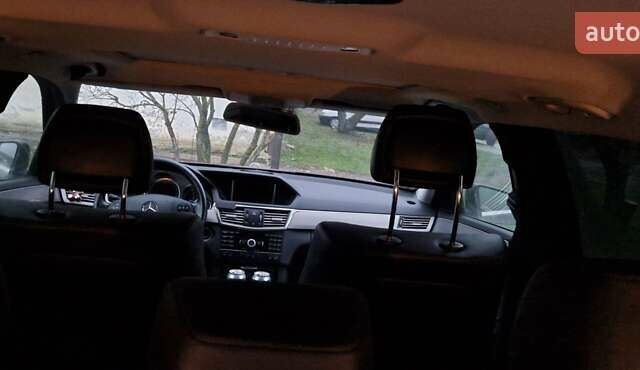 Черный Мерседес Е-Класс, объемом двигателя 3 л и пробегом 294 тыс. км за 15150 $, фото 7 на Automoto.ua