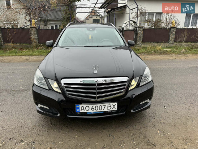 Черный Мерседес Е-Класс, объемом двигателя 2.99 л и пробегом 260 тыс. км за 11700 $, фото 4 на Automoto.ua
