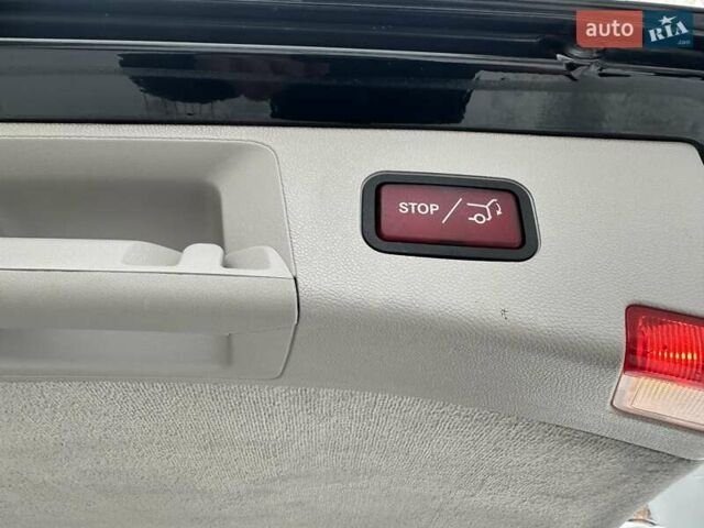 Черный Мерседес Е-Класс, объемом двигателя 2.14 л и пробегом 250 тыс. км за 10700 $, фото 2 на Automoto.ua