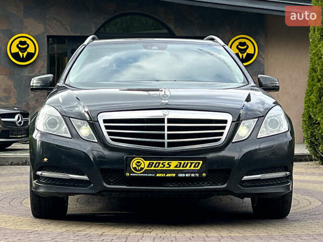 Мерседес Е-Класс 2011 в Львове на Automoto.ua Черный Мерседес Е-Класс, объемом двигателя 2.2 л и пробегом 339 тыс. км за 13250 $, фото 3 на Automoto.ua