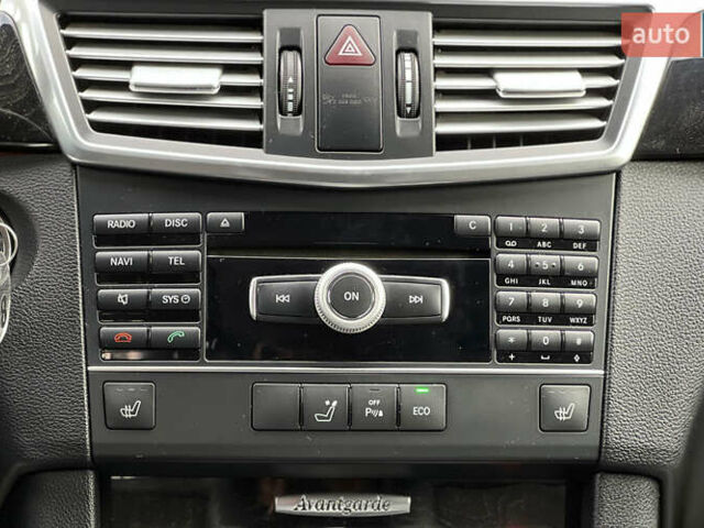 Мерседес Е-Класс 2011 в Львове на Automoto.ua Черный Мерседес Е-Класс, объемом двигателя 2.2 л и пробегом 339 тыс. км за 13250 $, фото 17 на Automoto.ua