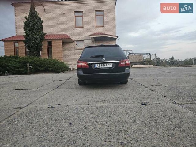 Черный Мерседес Е-Класс, объемом двигателя 2.14 л и пробегом 365 тыс. км за 10200 $, фото 2 на Automoto.ua