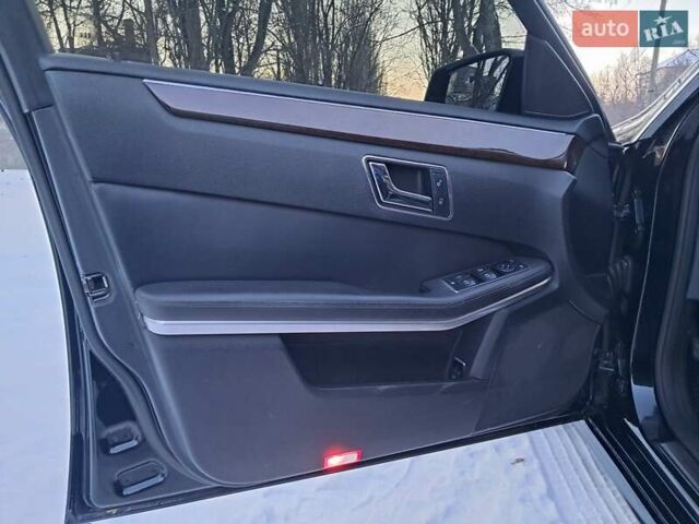 Черный Мерседес Е-Класс, объемом двигателя 2.14 л и пробегом 450 тыс. км за 10500 $, фото 7 на Automoto.ua