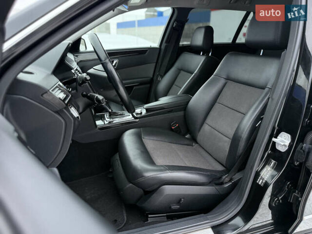 Черный Мерседес Е-Класс, объемом двигателя 2.2 л и пробегом 282 тыс. км за 12900 $, фото 20 на Automoto.ua