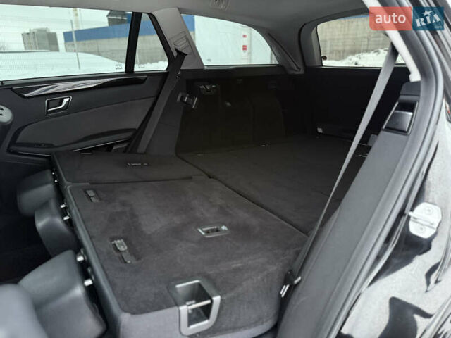 Черный Мерседес Е-Класс, объемом двигателя 2.2 л и пробегом 282 тыс. км за 12900 $, фото 55 на Automoto.ua