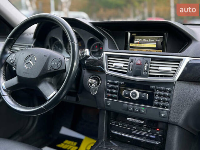 Мерседес Е-Класс 2011 в Львове на Automoto.ua Черный Мерседес Е-Класс, объемом двигателя 2.2 л и пробегом 339 тыс. км за 13250 $, фото 15 на Automoto.ua