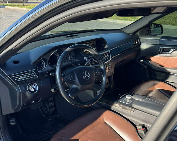 Черный Мерседес Е-Класс, объемом двигателя 2.14 л и пробегом 293 тыс. км за 14900 $, фото 9 на Automoto.ua