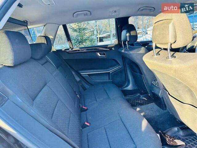 Черный Мерседес Е-Класс, объемом двигателя 2.2 л и пробегом 315 тыс. км за 10950 $, фото 19 на Automoto.ua