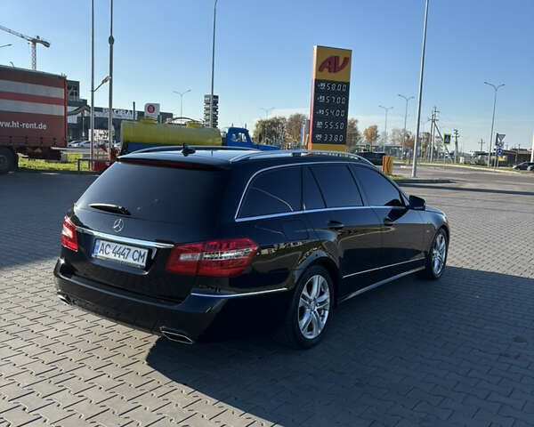 Черный Мерседес Е-Класс, объемом двигателя 2.14 л и пробегом 293 тыс. км за 14900 $, фото 2 на Automoto.ua