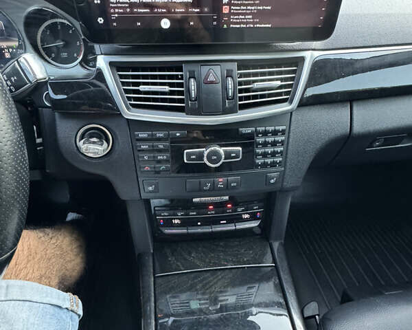 Чорний Мерседес Е-Клас, об'ємом двигуна 2.2 л та пробігом 308 тис. км за 13500 $, фото 9 на Automoto.ua