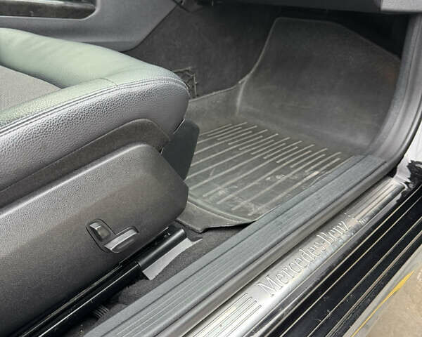 Чорний Мерседес Е-Клас, об'ємом двигуна 2.14 л та пробігом 320 тис. км за 13500 $, фото 37 на Automoto.ua