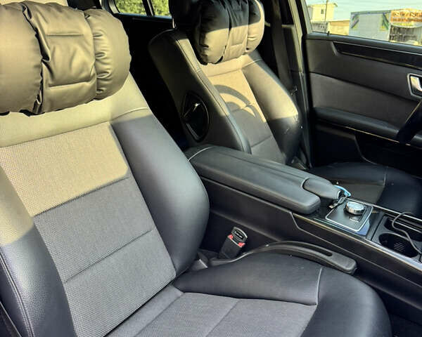 Чорний Мерседес Е-Клас, об'ємом двигуна 2.2 л та пробігом 308 тис. км за 13500 $, фото 7 на Automoto.ua